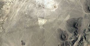 На картах Google Earth в пустыне Невады обнаружили огромный белый треугольник. Место приземления НЛО?