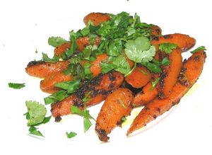 Гаджар сабджи — морковь в медовой глазури по-индийски может быть и закуской, и десертом, и гарниром