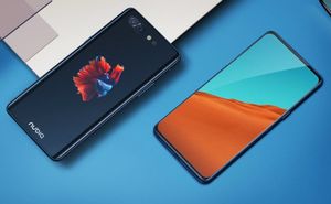 ZTE Nubia X: смартфон с двумя цветными дисплеями