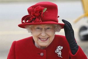 Королевские странности: 9 привычек британской королевы, которые вызывают недоумение