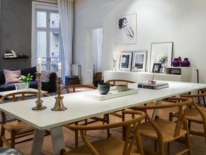 Как просто и эффектно спланировать квартиру-студию: пример из Стокгольма