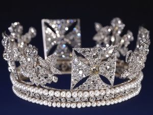 Коллекция «первой леди Европы»: тиары и диадемы королевы Елизаветы II