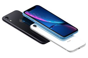 Apple готовит iPhone с «дыркой» в дисплее