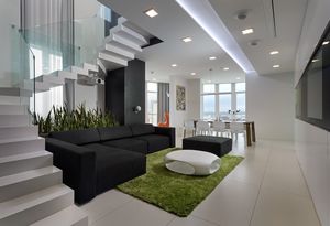 Двухуровневые апартаменты в стиле хай-тек от студии Аtmosfera Design и Максима Ермолаева