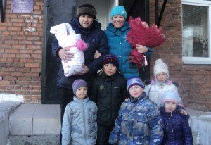Евгений Медведев спас семерых детей на пожаре