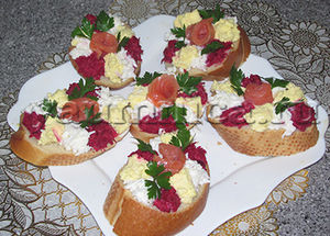 Вкусные и простые бутерброды с красной рыбой на праздничный стол – пошаговый фото рецепт