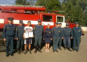 Паша Мушинский спас из горящего дома двух малышей