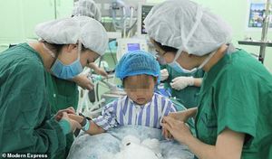 В Китае у трехлетней девочки обнаружили рак груди