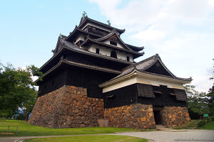 Черный замок Мацуэ и самурайский квартал