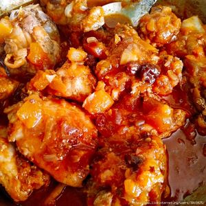 Курица с изюмом и тыквой по-арабски - нежная, сочная, богатая на вкус