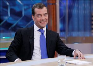 Медведев считает, что развивать экономику не нужно, а нужно просто больше собирать налогов