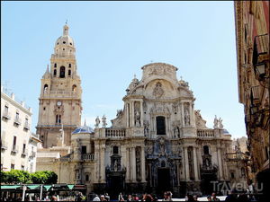 Мурсия — столица Мурсии. Испания. Palacio Episcopal, Catedral de Santa Maria