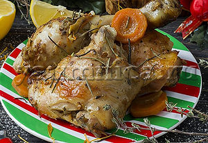 Ароматная курица, запеченная в рукаве в духовке – пошаговый фото рецепт