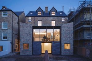 Дуплекс в Оксфорде, Великобритания от бюро Delvendahl Martin Architects