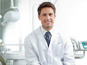 «Лайфхак «как сэкономить на стоматологе» для знаменитостей»