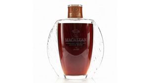 Macallan поставили рекорд, продав с онлайн-аукциона набор из четырех бутылок виски за 377.500$