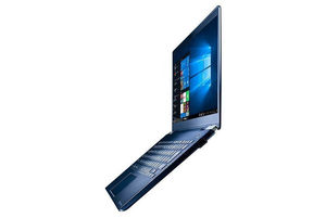 Sharp представила защищенные ноутбуки Dynabook G с весом 779 грамм