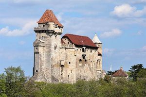 Замок Лихтенштейн: живая легенда Венского леса