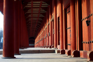 Храм Чонмё в Сеуле
