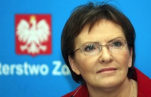 Ева Копач, экс-премьер Польши : люди «воевали с динозаврами»