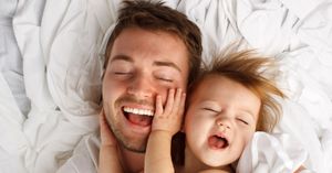Нужен ли младенцу отец, который не уделяет ему внимания? Острая проблема современных родителей.