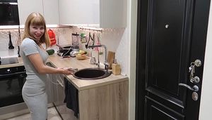 Перепланировка однушки-«хрущевки», или Зачем хозяйка превратила коридор в полноценную кухню