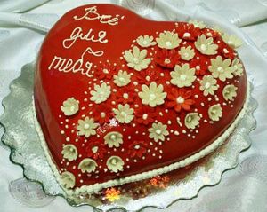 Как приготовить торт в форме сердца: блестящий способ, которым я воспользуюсь ко Дню влюбленных.