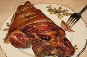 Пошаговый рецепт безумно вкусной свиной «Великолепной» рульки