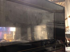 Отпечаток руки Кейт Уинслет на стекле из любовной сцены «Титаника» сохранился спустя 20 лет — фото