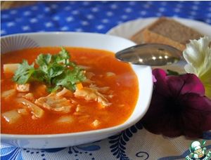Рыбный суп из брюшек лосося - питательный, наваристый и вполне бюджетный