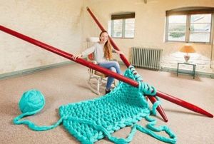 Самые большие в мире спицы для вязания