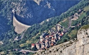 Плотина Вайонт: что заставило забросить новую ГЭС в Италии