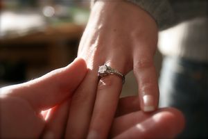 Как узнать размер кольца для девушки, когда ты собираешься делать предложение