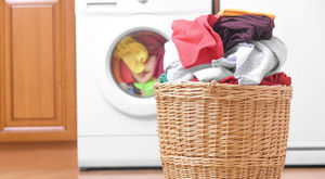 Лучше не рисковать: какие вещи не стоит стирать в стиральной машине