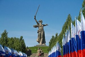 Юнна Мориц, "Россия - лютый враг"