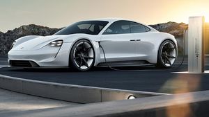 Porsche собирается выпустить электромобиль Mission E в 2020 году