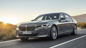 BMW 7-Series 2019 – обновленный седан БМВ седьмой серии