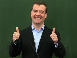 Совет Дмитрия Медведева о том, как прожить на 10 тысяч рублей в месяц