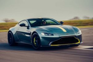 Aston Martin Vantage AMR 2019 – облегченный суперкар с механической КПП
