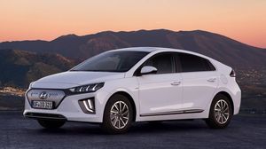 Hyundai Ioniq 2019 – обновленный электрический хэтчбек Хендай Ионик