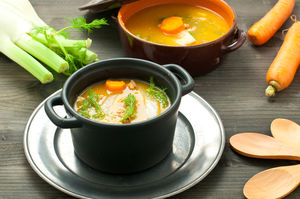 «У тех, кто не ест супы, ожирение встречается в три раза чаще!» Вода и первое — залог похудения.