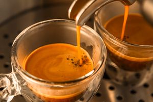 Признаки того, что тебе нельзя пить кофе. 6 причин отказаться от бодрящего напитка.
