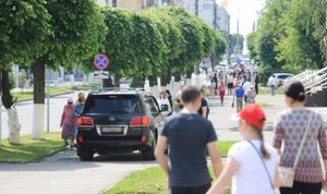 «Бред полнейший»: Якубович отказался извиняться за езду по тротуарам