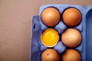 Сколько яиц в неделю можно съесть, не опасаясь холестерина?