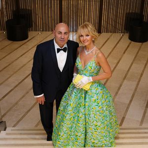 «Скромно, без пафоса»: 50-летний юбилей Пригожина, Валерия в роскошном платье от Кристиано Сириано