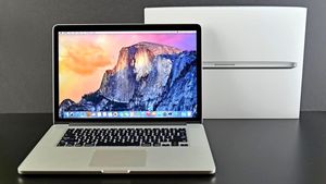 Apple MacBook Pro 15" взорвался и чуть не вызвал пожар