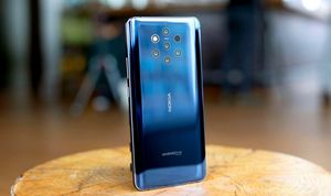 Стоимость Nokia 9 PureView снизилась до €500