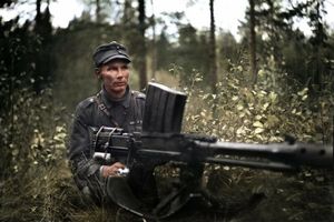 Это противотанковое ружье было настоящим кошмаром в войне с Финнами (5 фото)