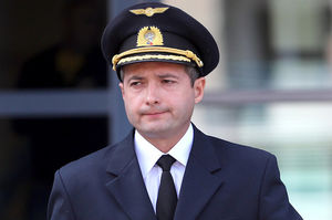 Герой-летчик Дамир Юсупов принес извинения спасенным пассажирам Airbus A321