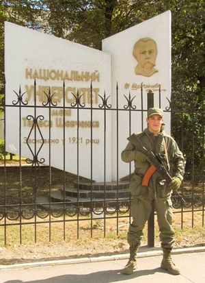 Боец ДНР: у нас нет ненависти к армии Украины. Солдаты ВСУ заложники Порошенко.